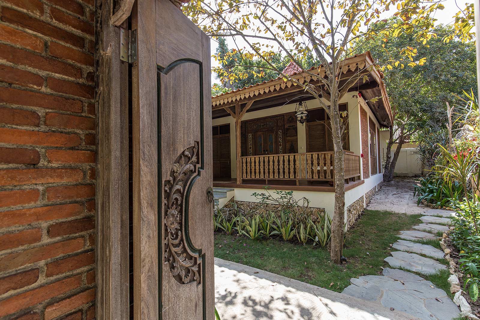 Deluxe-Garden-Villa_8