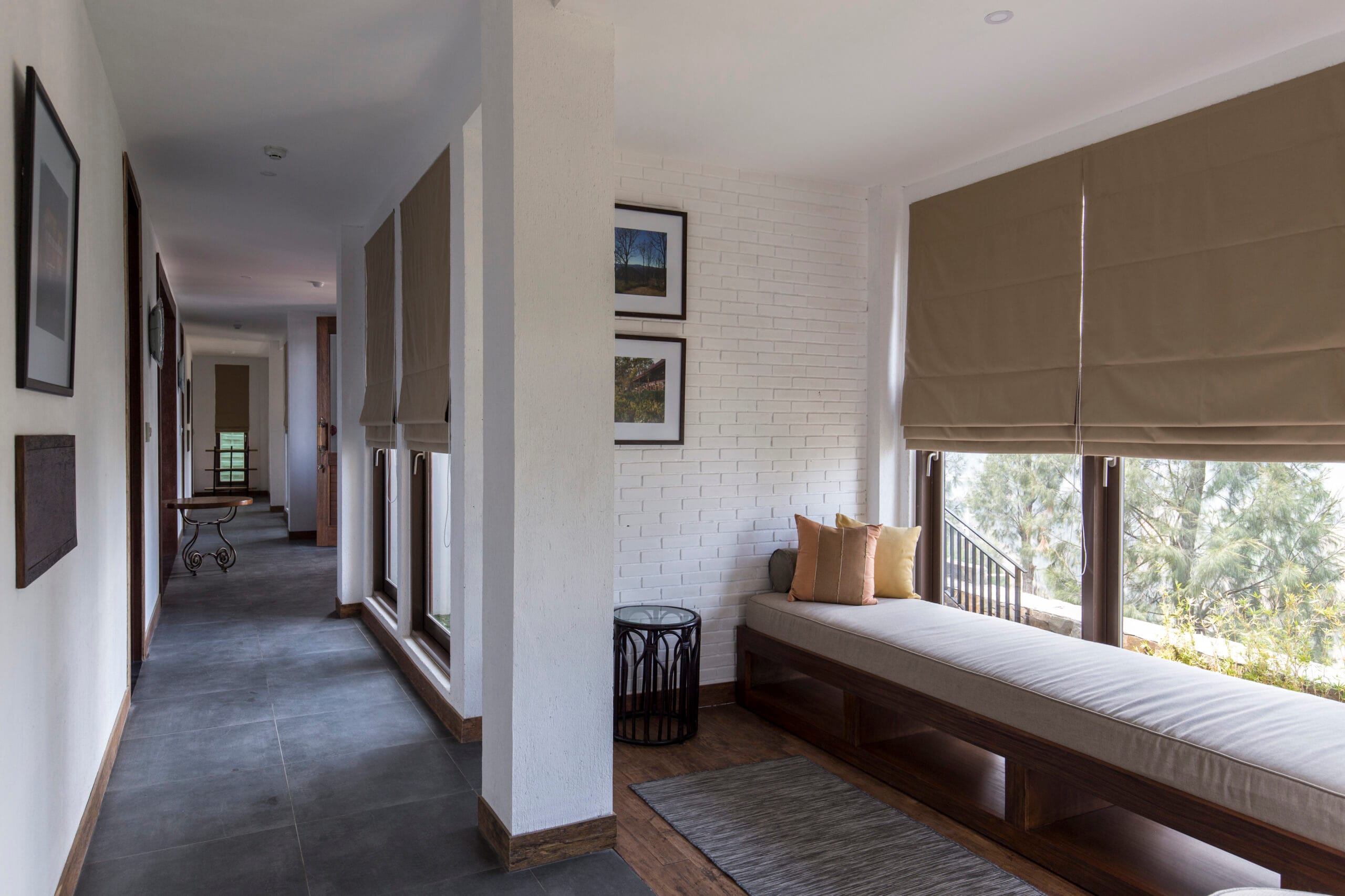 Bromo_Deluxe_Corridor_3