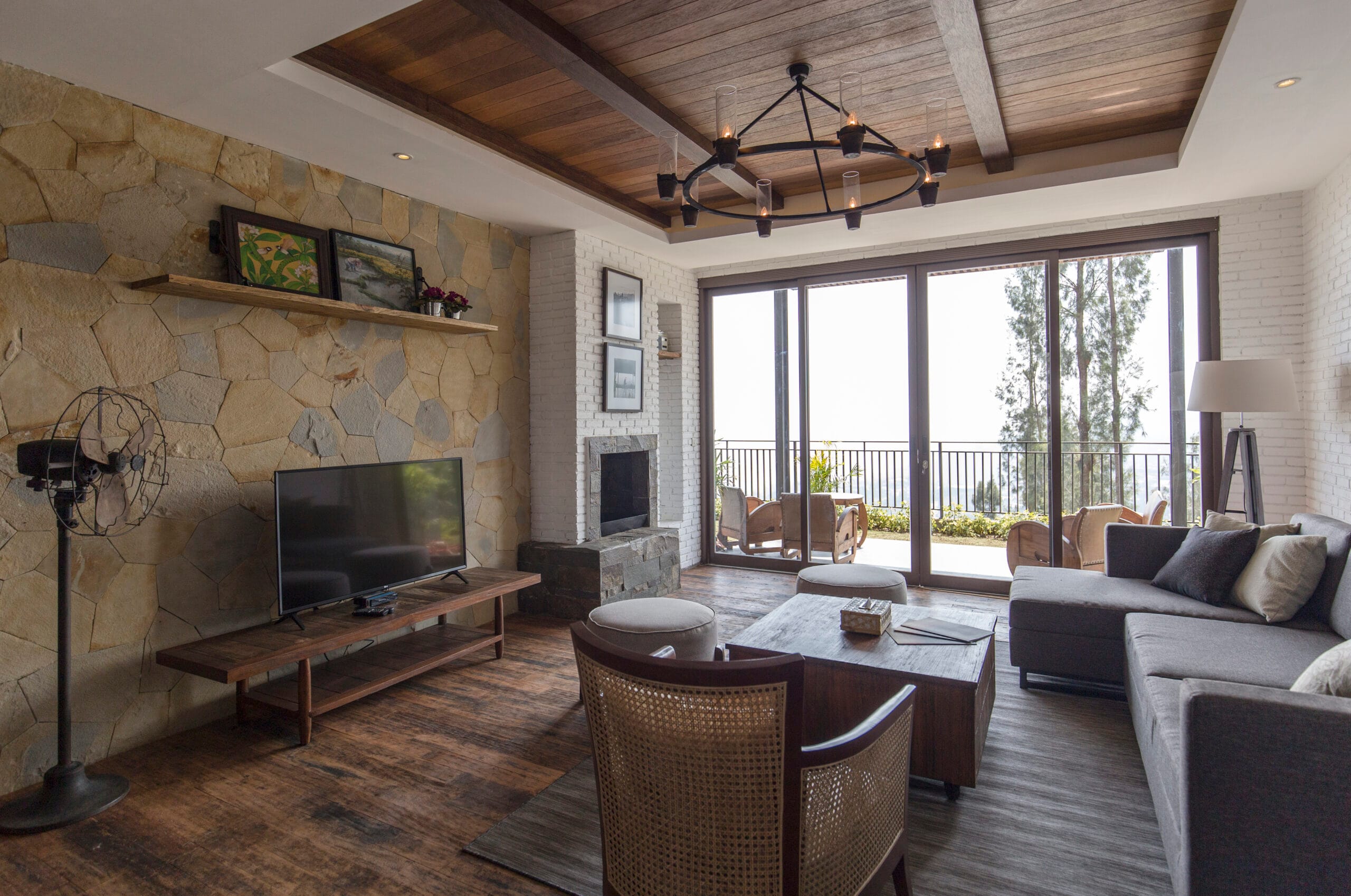 Bromo_Deluxe_Living Room (3)
