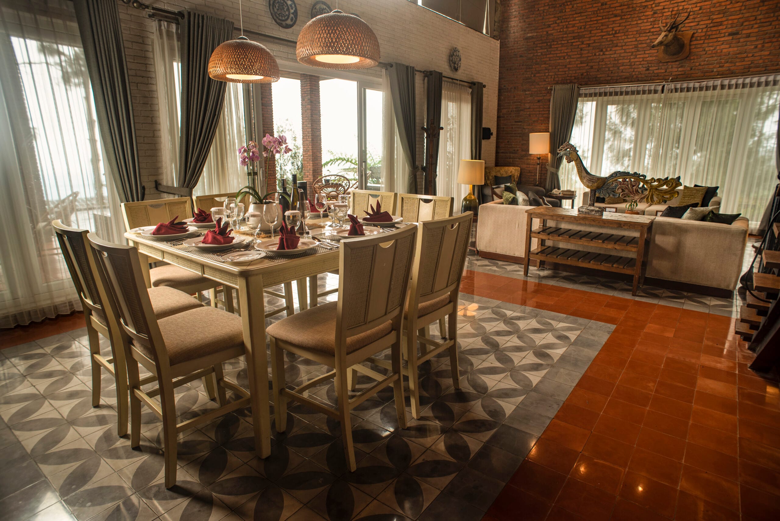 Dining Room_01