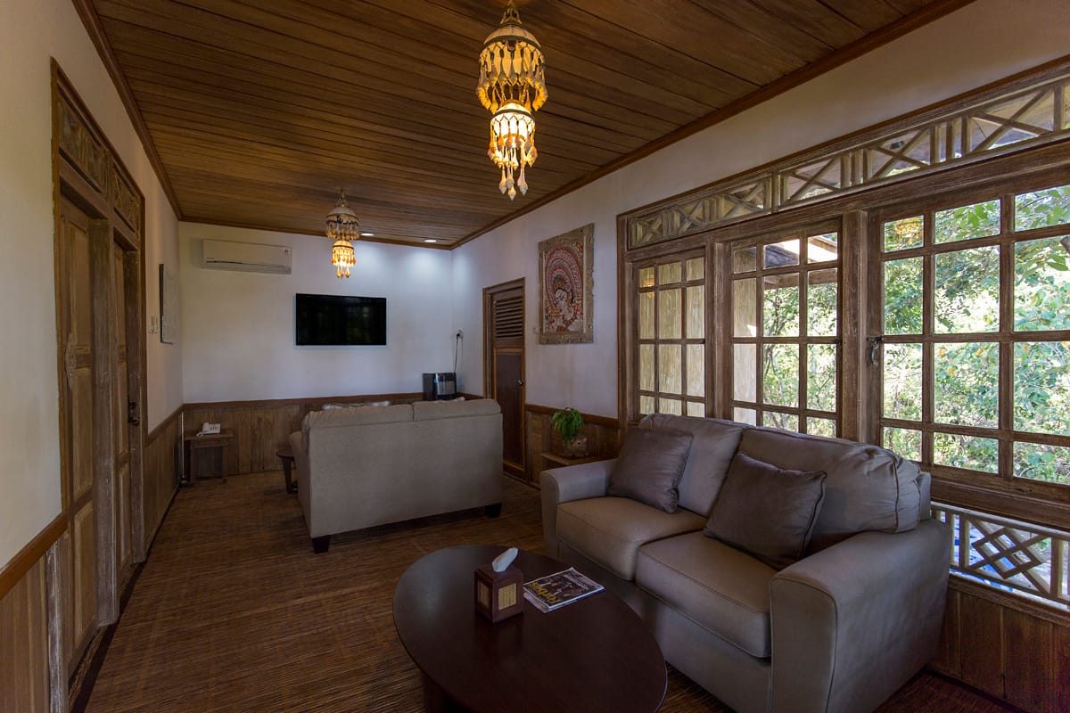 Eco Lodge_BALURAN_Standard Lodge_Living Room