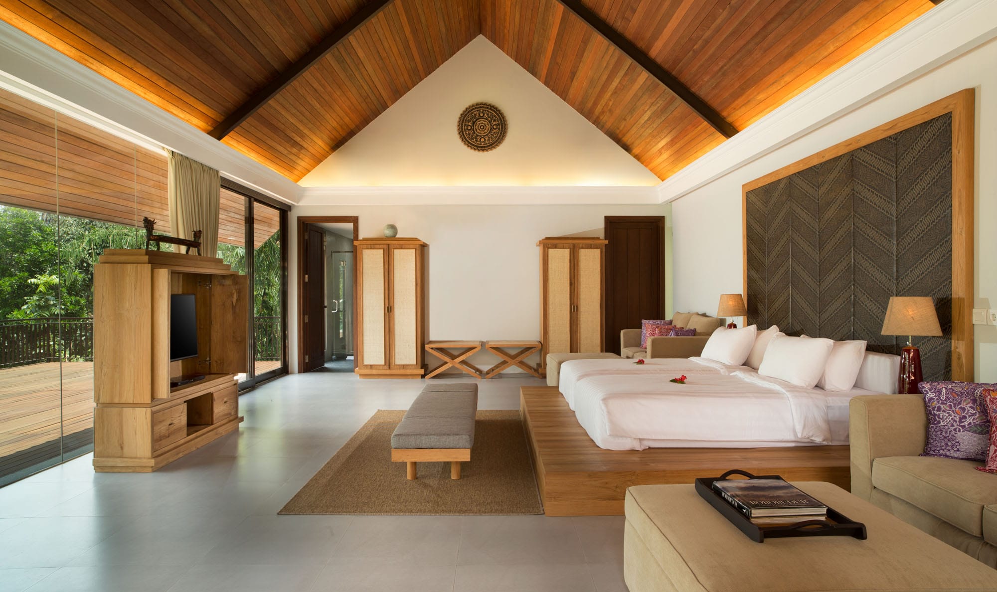 Exclusive Modern PV - Bedroom