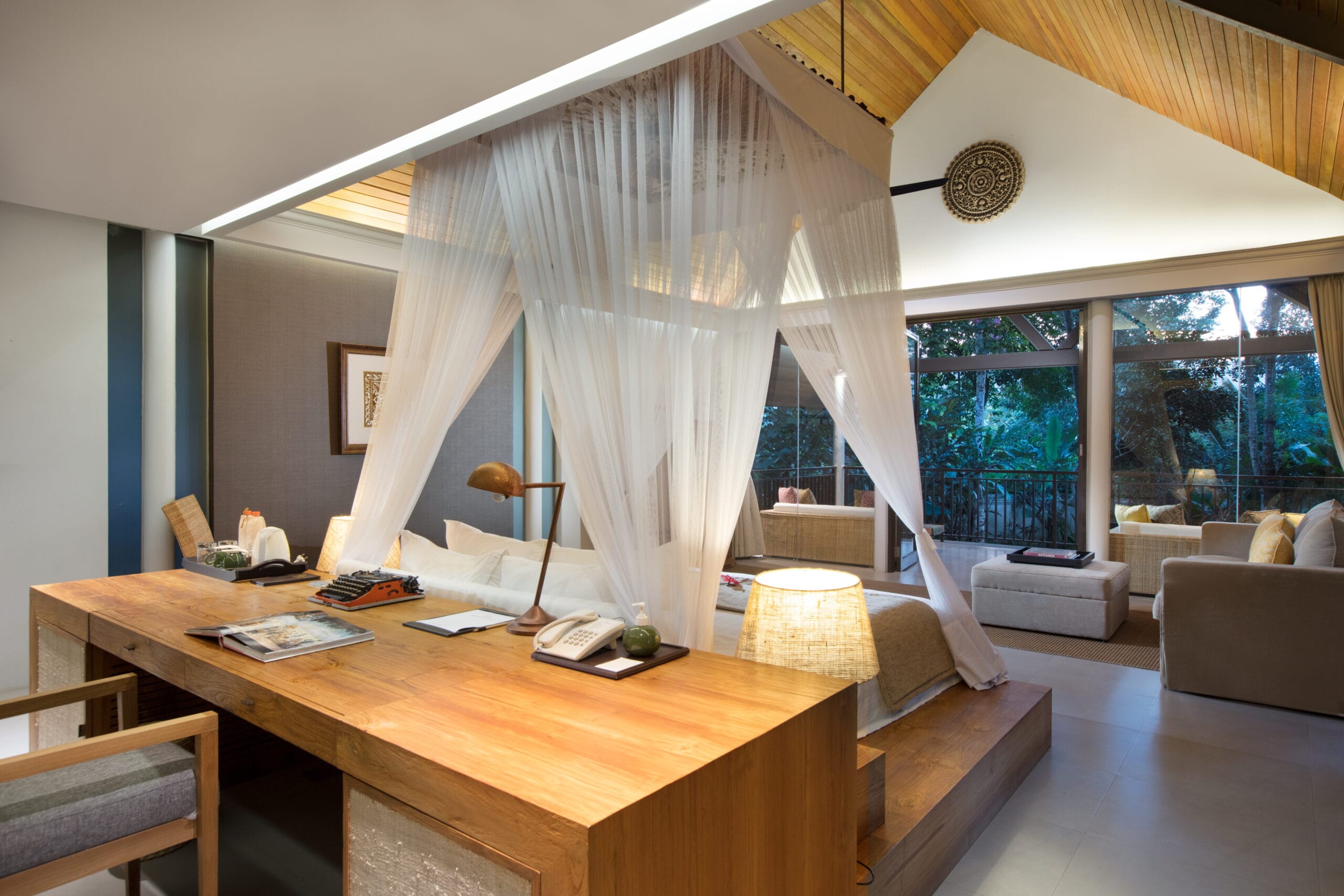 PLB_Grand_Spa_Pool_Villa_Bedroom_2