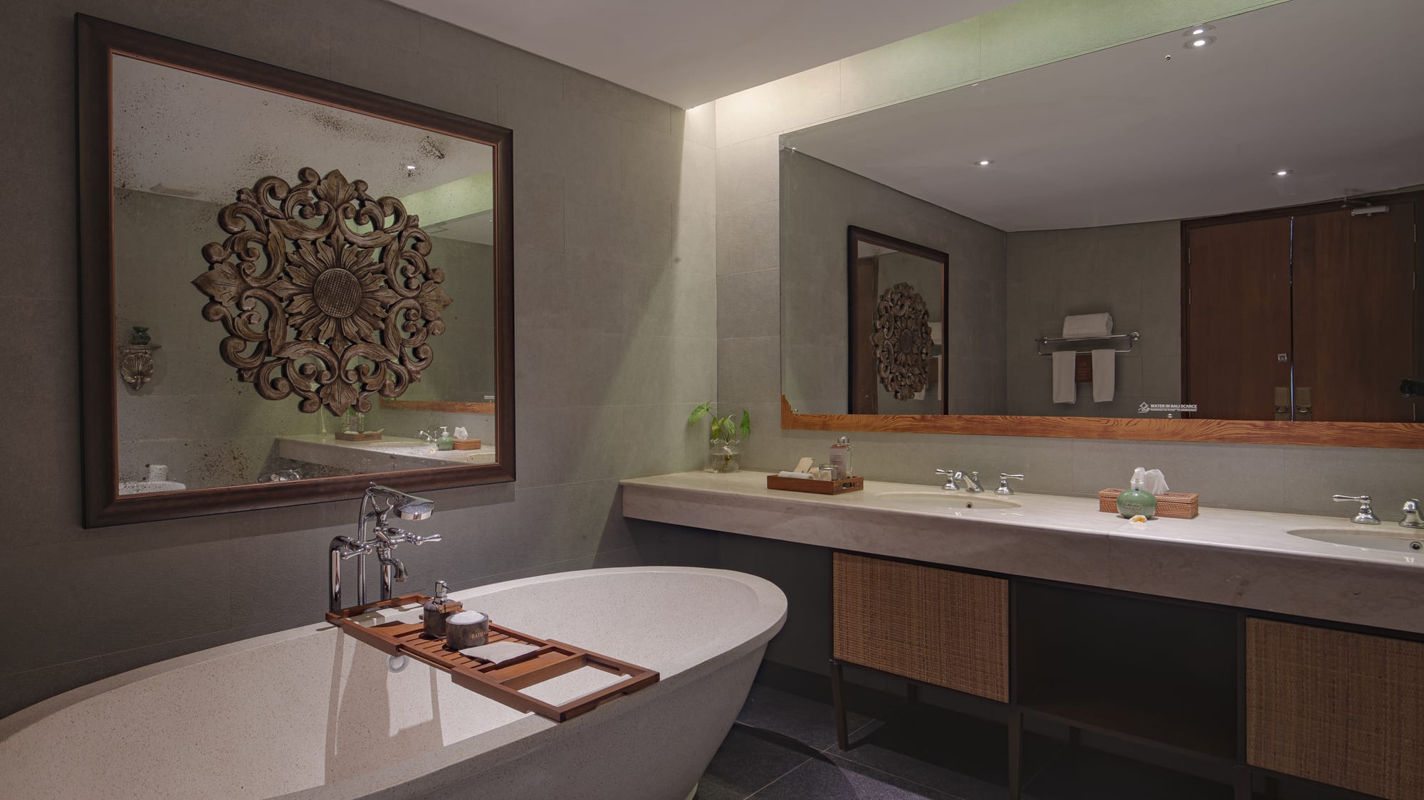 PLU Suite_15