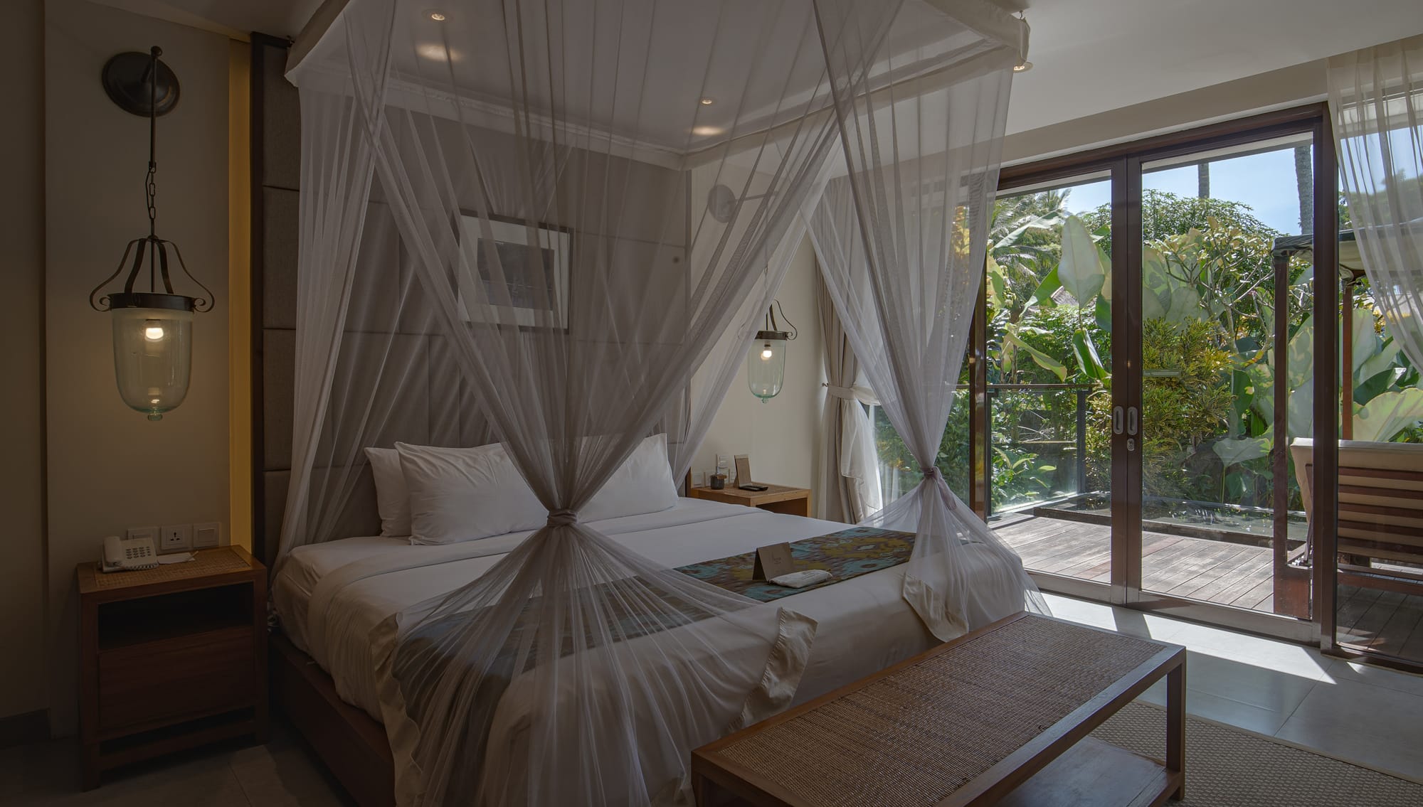PLU Suite_9