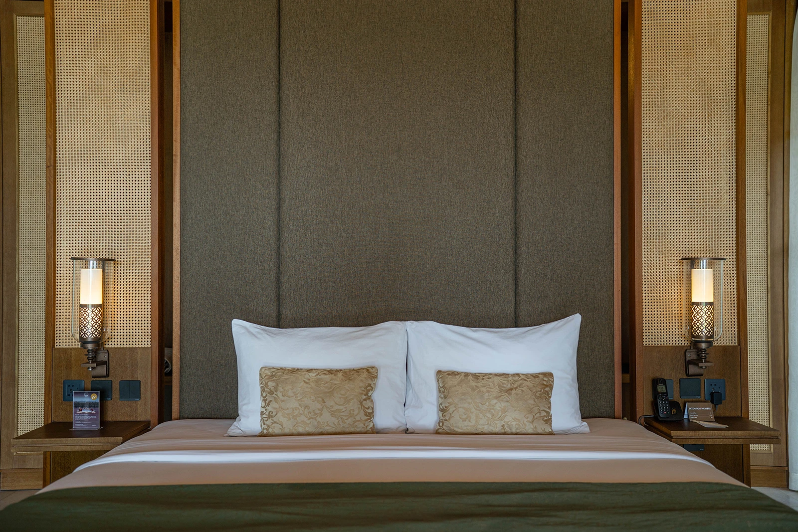 borobudur-pool-villa6